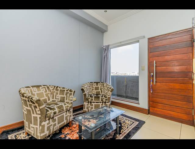 1 BEDROOM APARTMENT FOR SALE IN UMHLANGA RIDGE